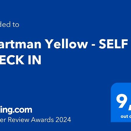 Apartman Yellow - Self Check In オシエク エクステリア 写真