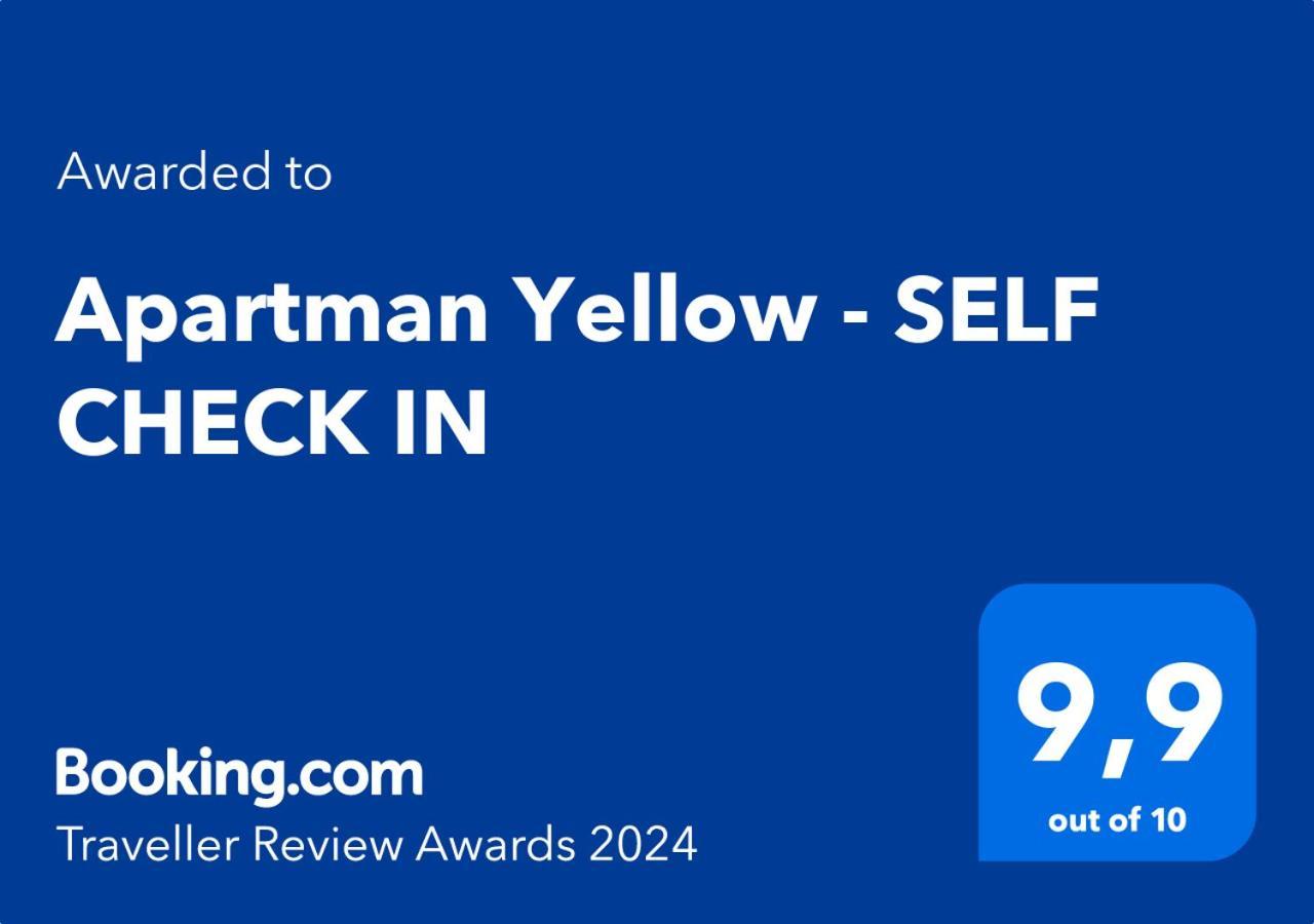 Apartman Yellow - Self Check In オシエク エクステリア 写真